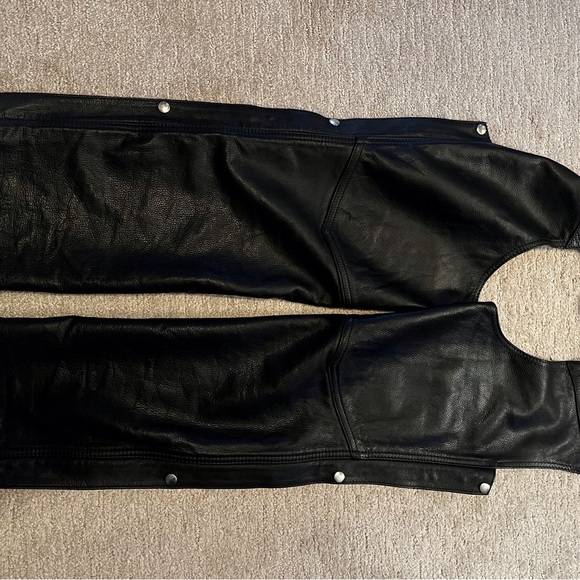 On the Fringe Custom Leather Chaps Size M Black. - Picture 3 of 8